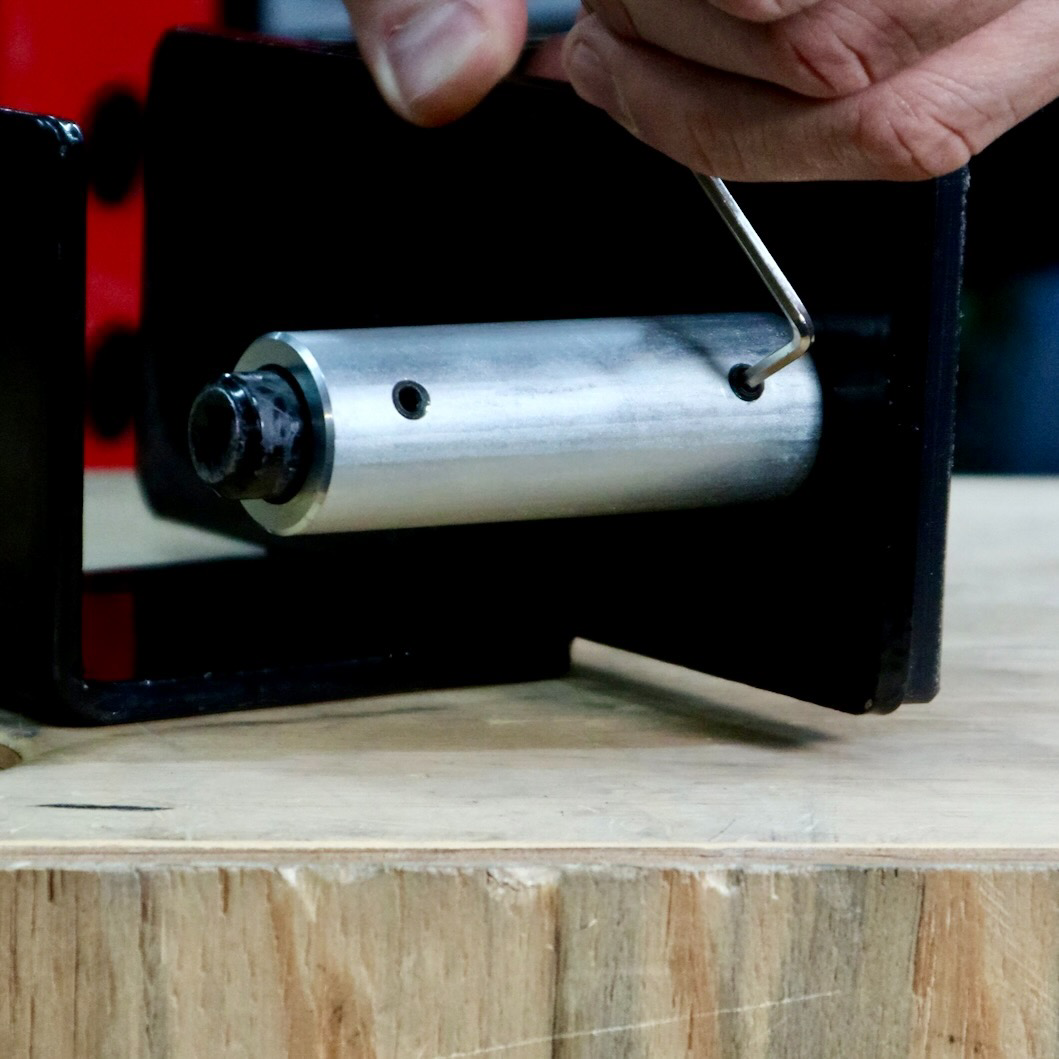 Pin Adapter Sleeve - 3/4" to 1"